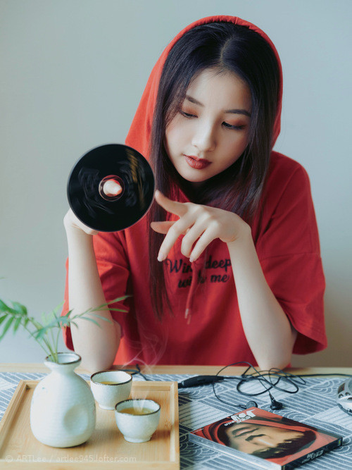 _赤脚挑战赛：不同凡响的创新运动体验_，赤脚综艺