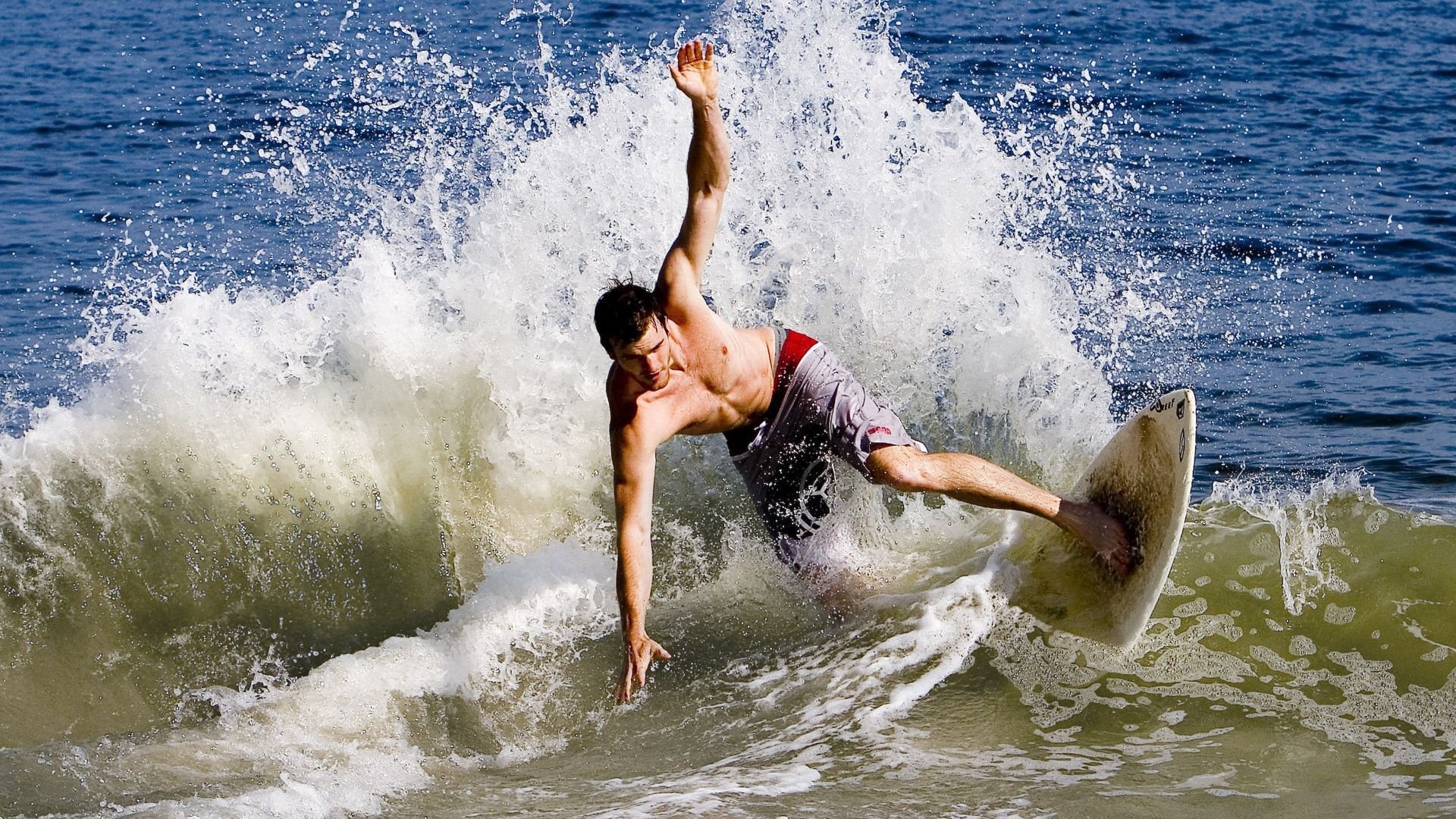 开云体育官方网入口-逆转精彩！北京队在最后两分钟实现绝地反击！，北京队什么时候夺冠